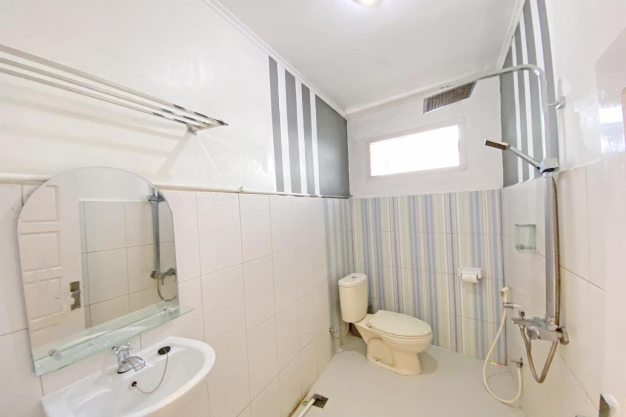 Hotel Ananda Syariah Redpartner Bukittinggi Luaran gambar